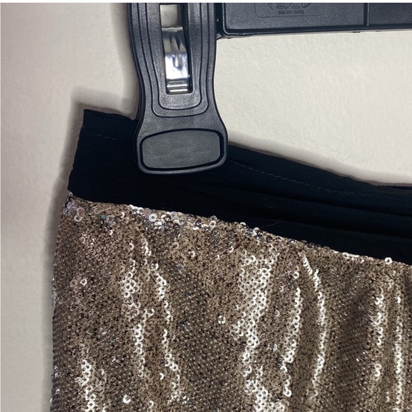 Zara basic party metallic gold sequins mini shorts size XS - Picture 3 of 6